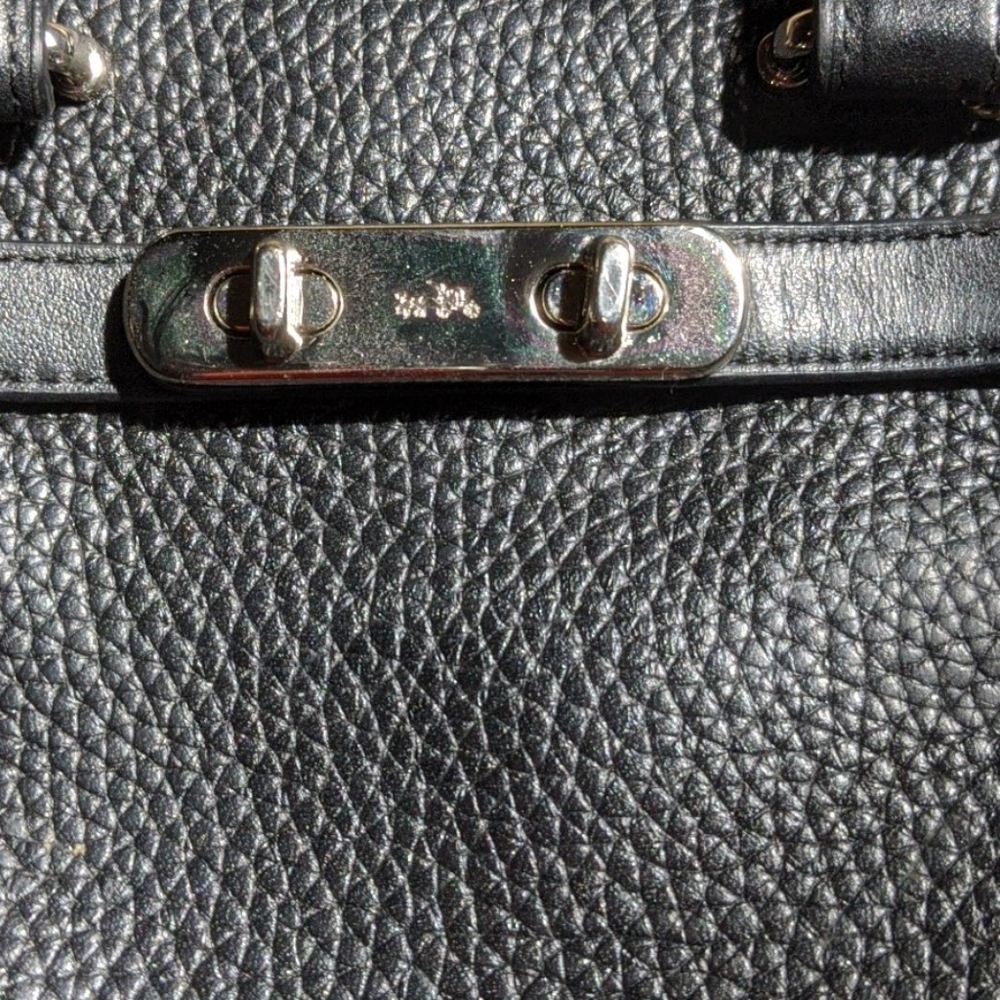 Coach - Picture 4 of 4